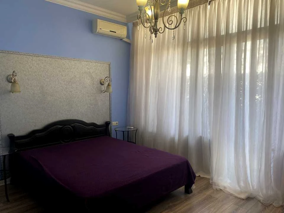Apartment. Odesa, Lustdorfska Street