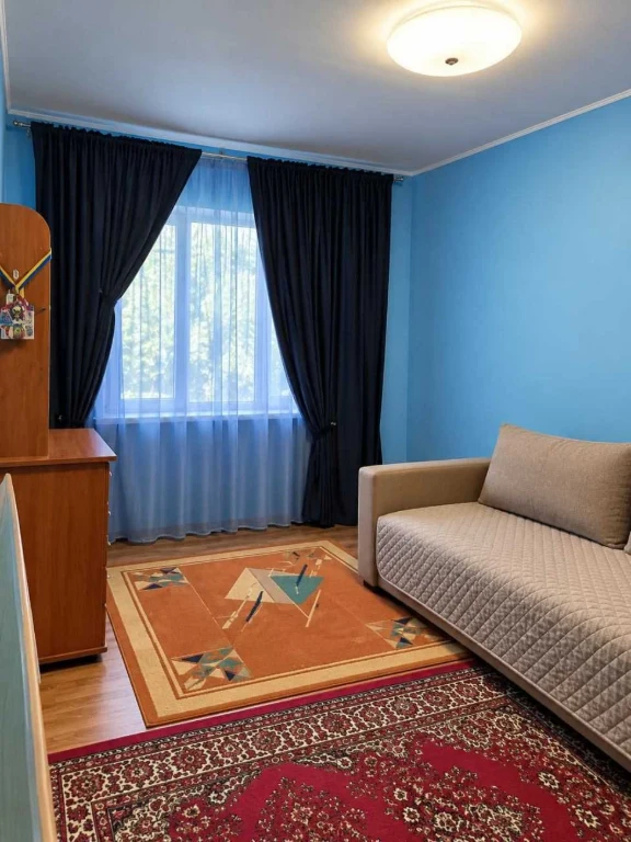 Продаётся часть дома в Одессе.