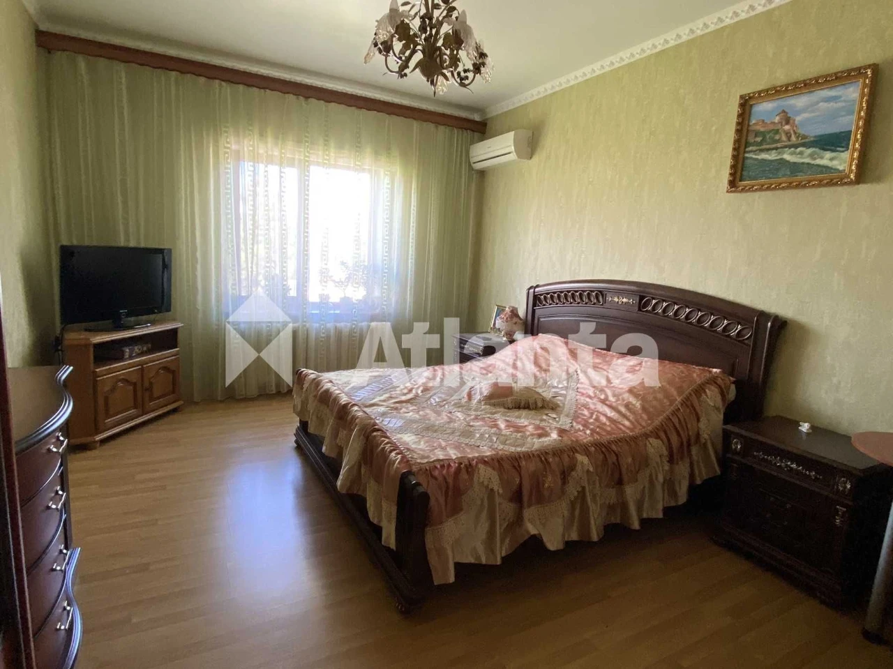 Продається міцний будинок із чудовою ділянкою 20 соток