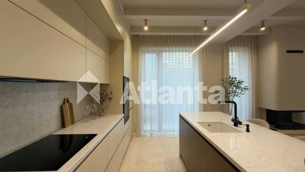 House renovated in the area of 12th Fontana