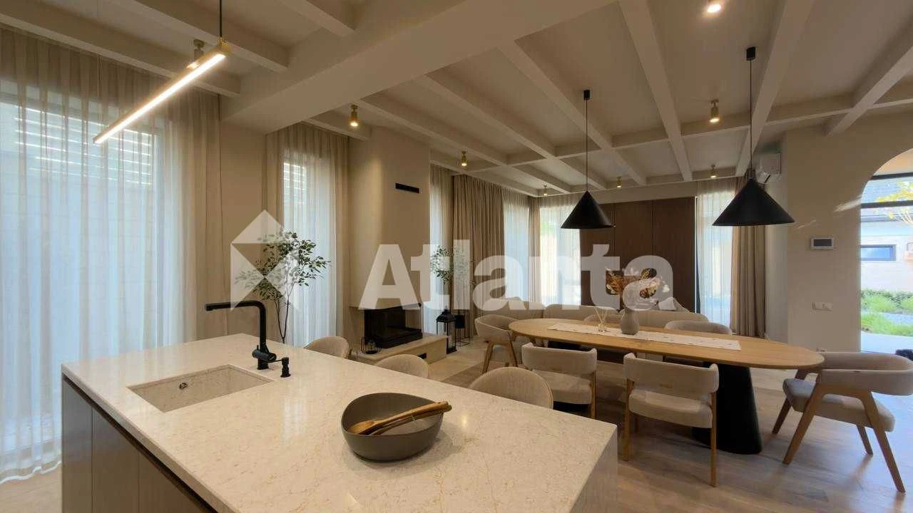 House renovated in the area of 12th Fontana
