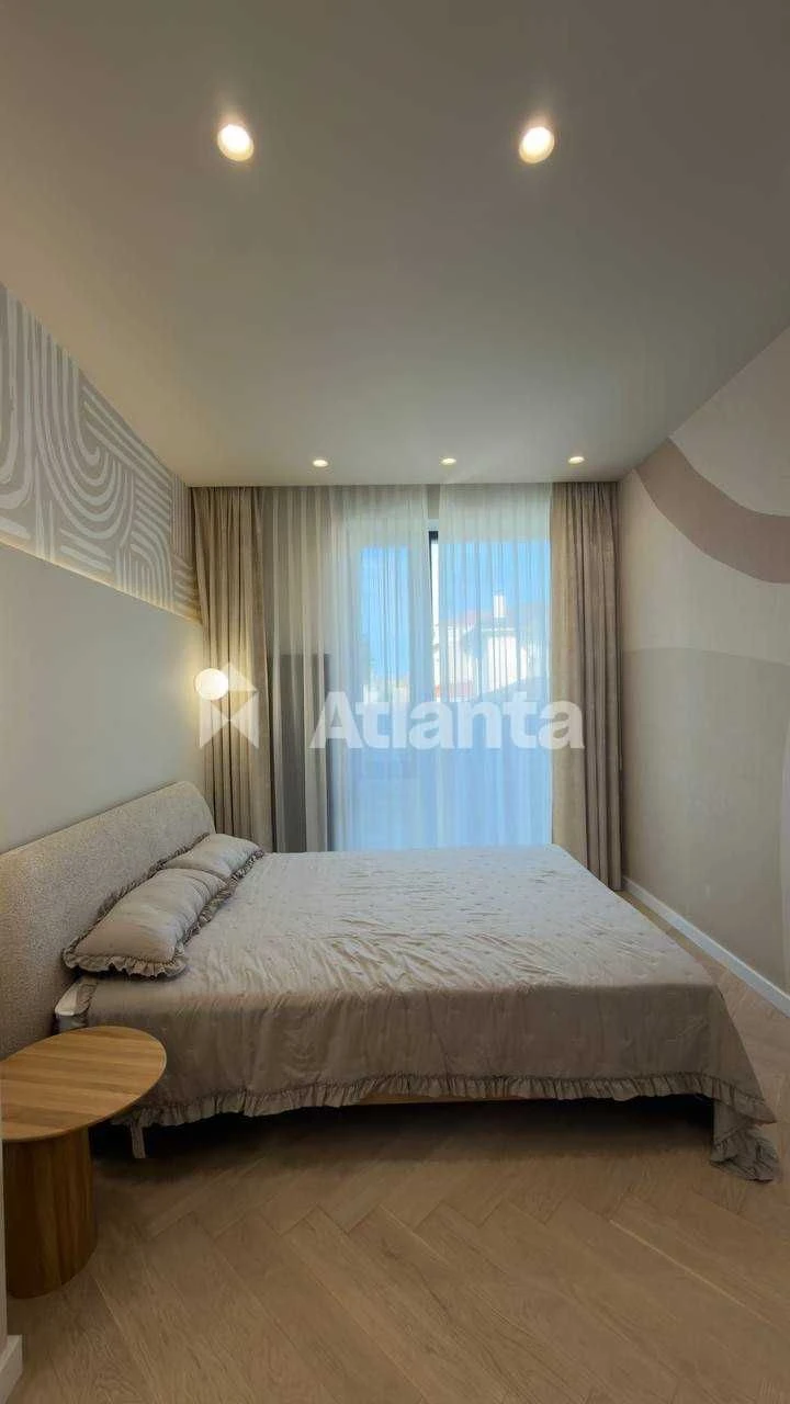 House renovated in the area of 12th Fontana