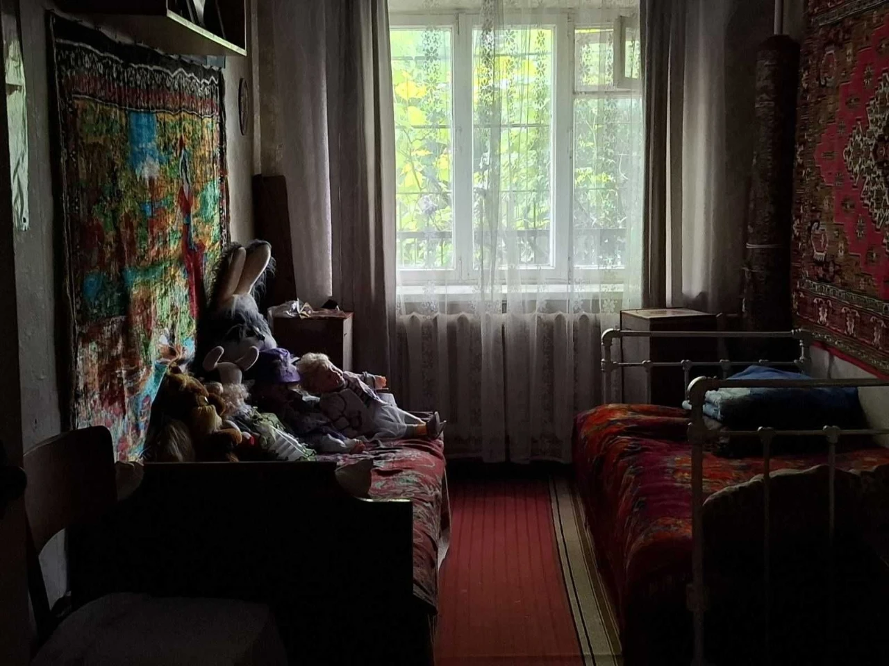 House 10,468 sq ft. 3 rooms in good condition. Lenseslyache. Chaygib