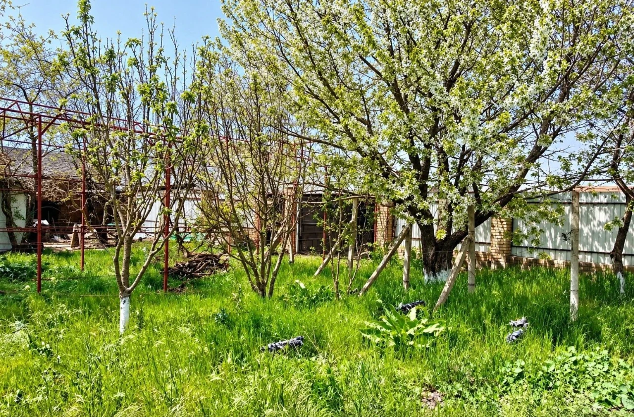 Ділянка під забудову 10сот. Поруч ставок та лиман