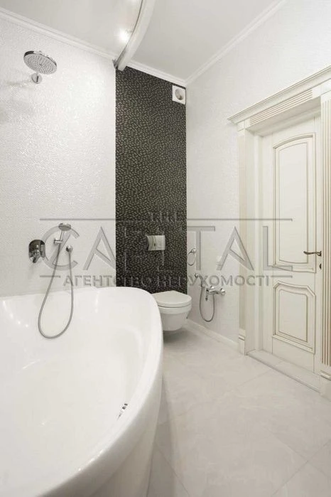 For sale / Apartment / 99 m2 / River Stone residential complex / Darnytskyi district