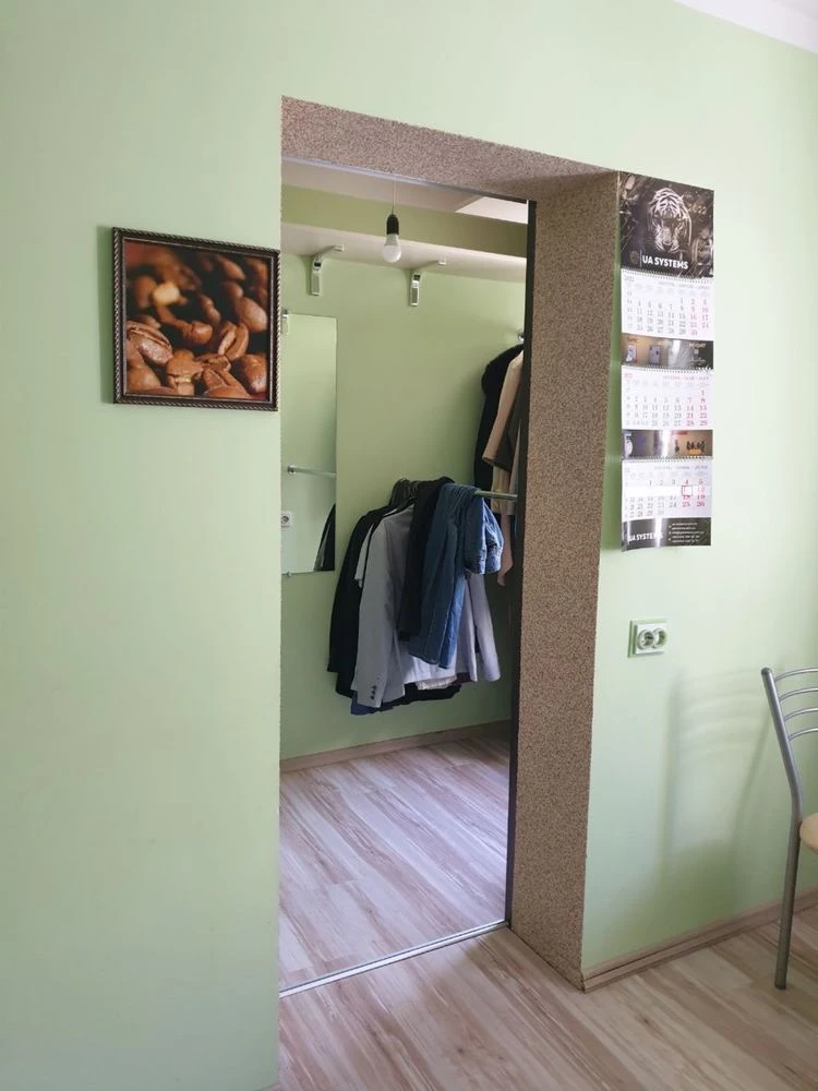 Продається приватний будинок у Новоселковці
