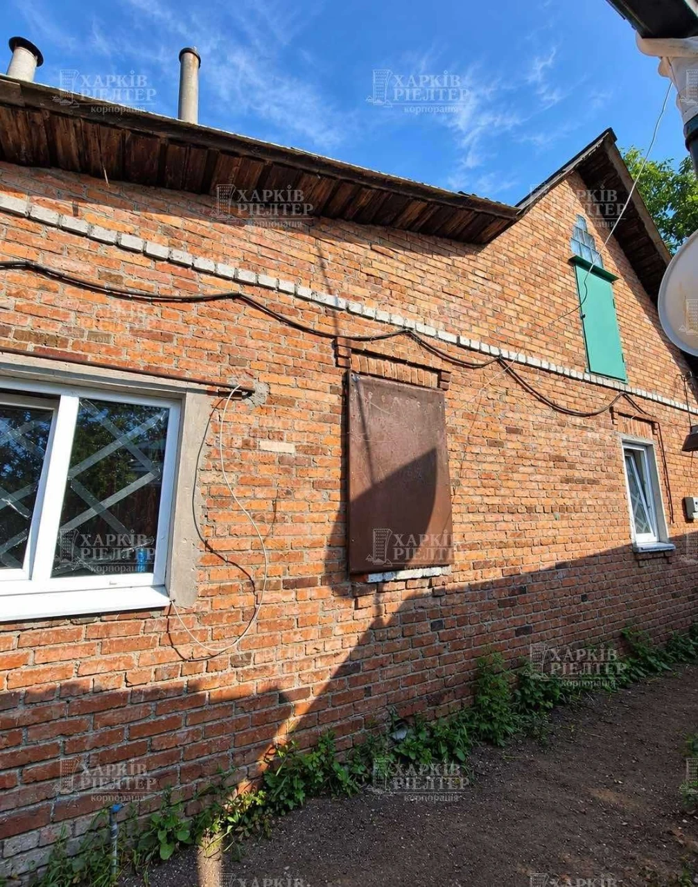 Two-room house, half of a house on the KhTZ
