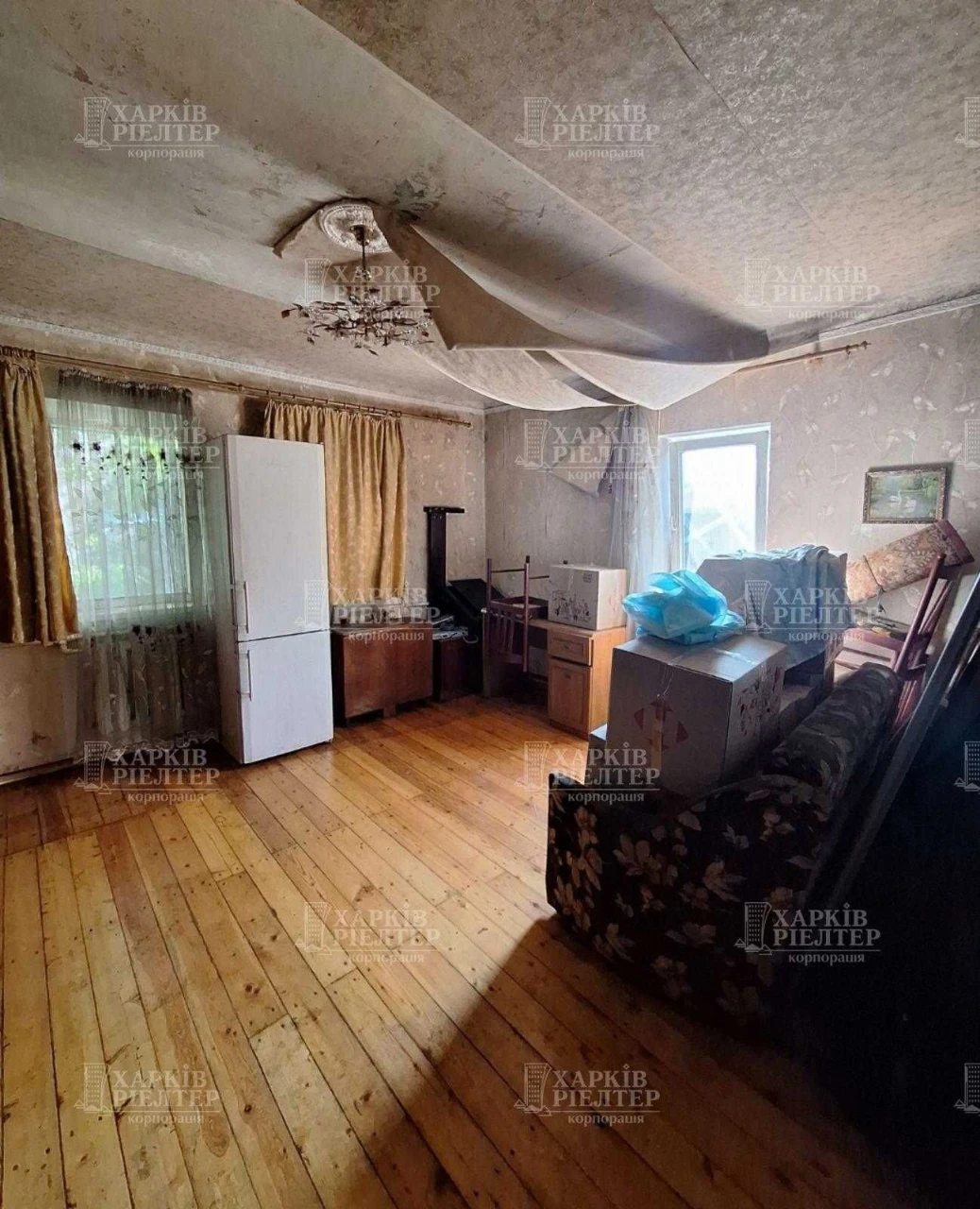 Two-room house, half of a house on the KhTZ