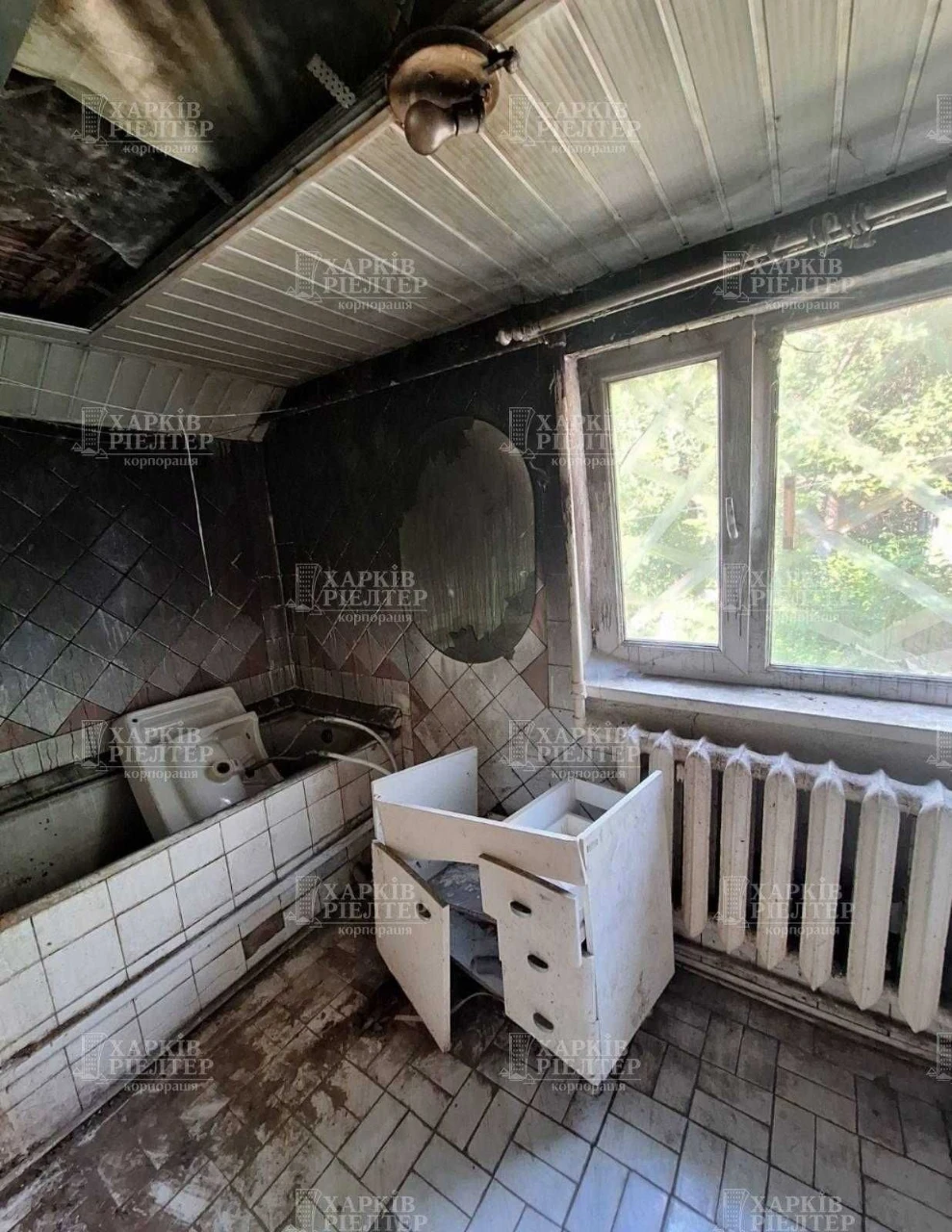 Two-room house, half of a house on the KhTZ