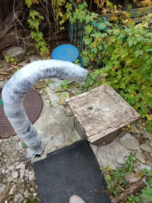 For sale: 3/4 house, no separate part.