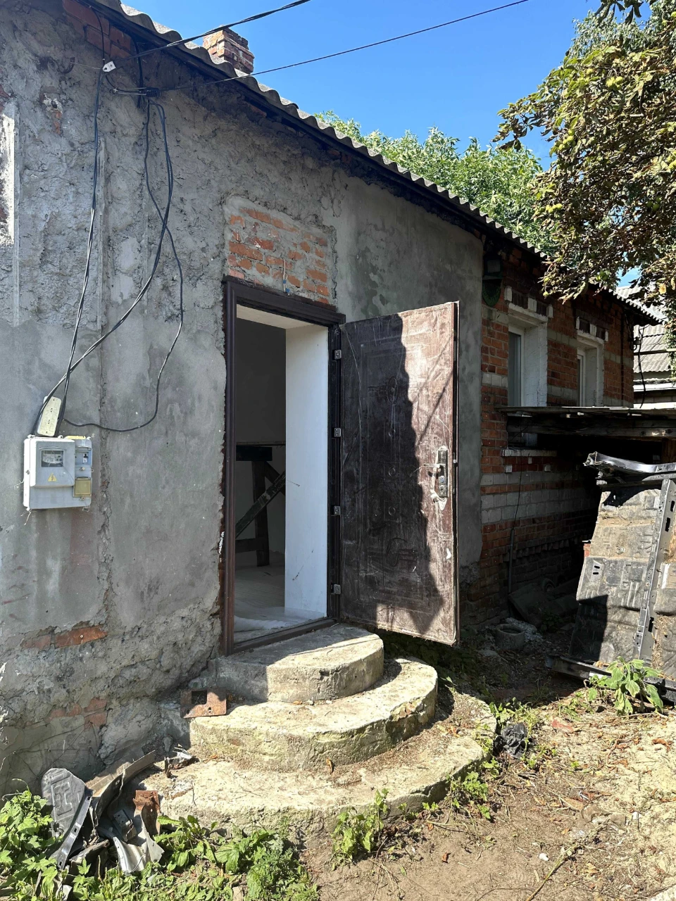 For Sale - 1/2 House - 44 sq m, Kharkiv, Velika Daniilivka, Kvitucha Street.