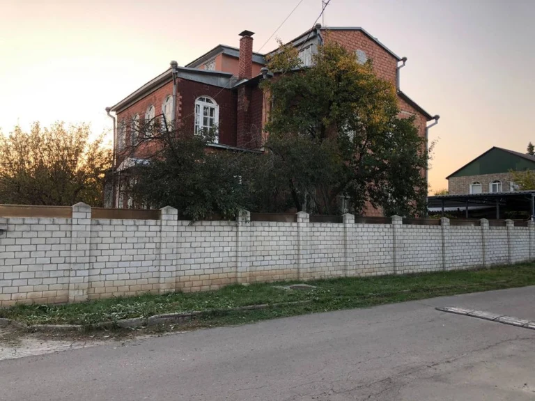 Продам дом Павленки .Новые дома.