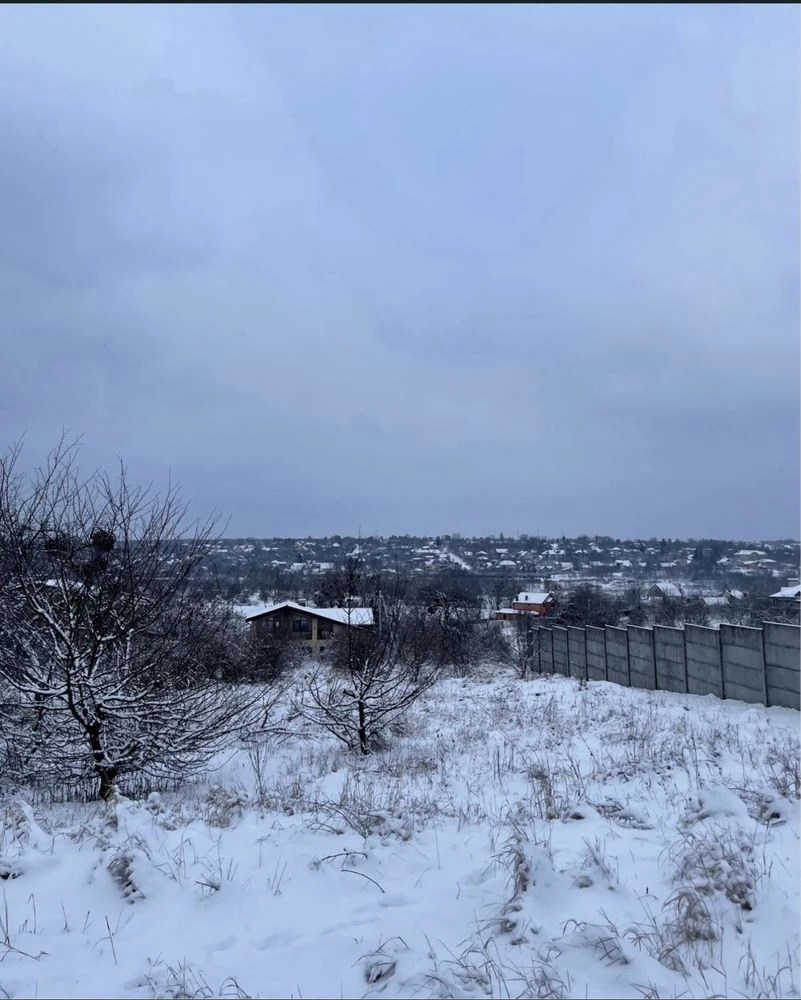 For sale plot of 15 acres. New High Village