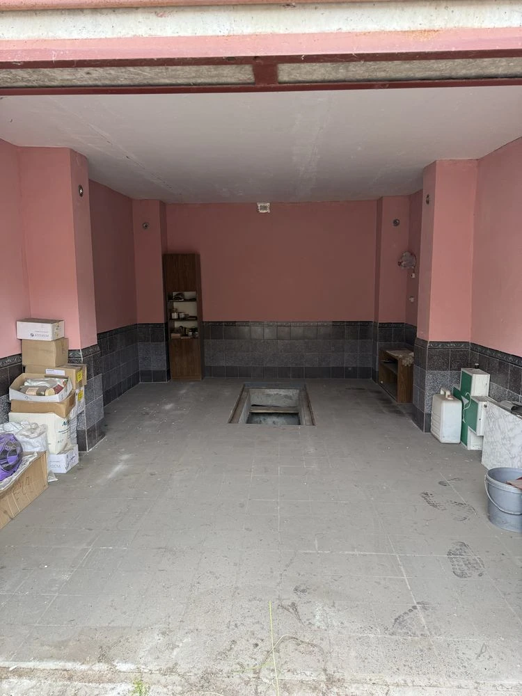 Продається капитальний гараж в кооперативі "Чернобилець"