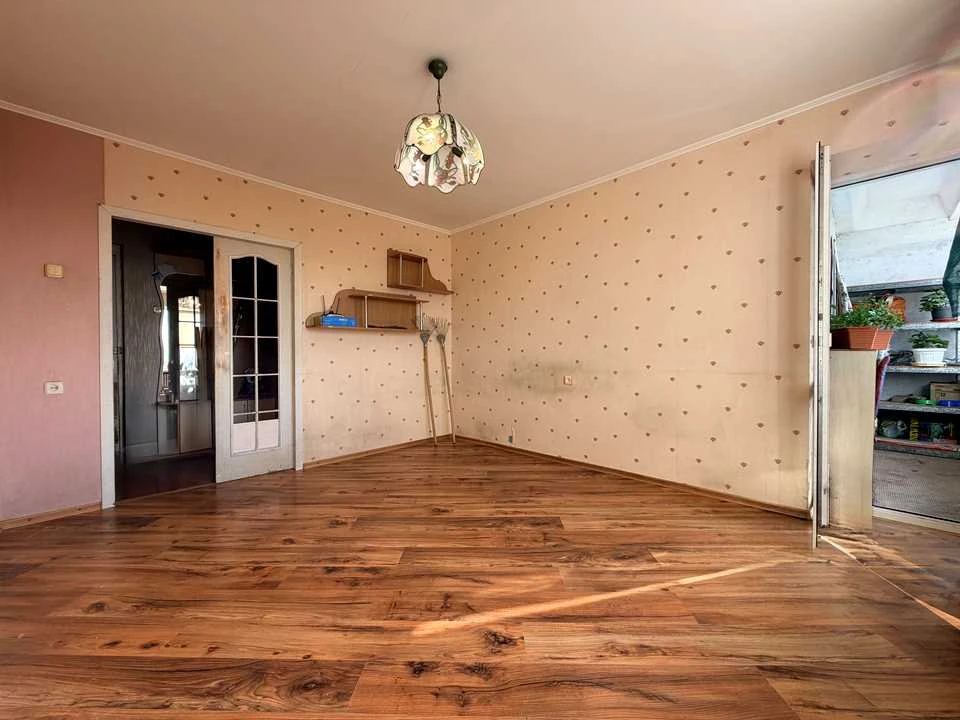 Apartment. Zaporizhzhia, Portovaya st.