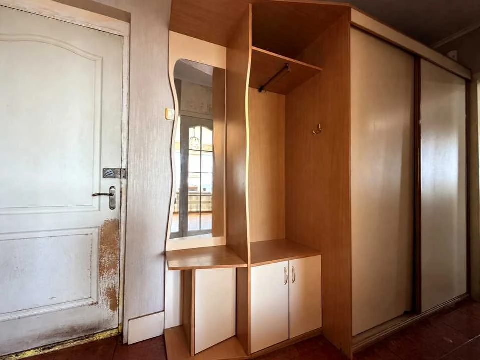 Apartment. Zaporizhzhia, Portovaya st.