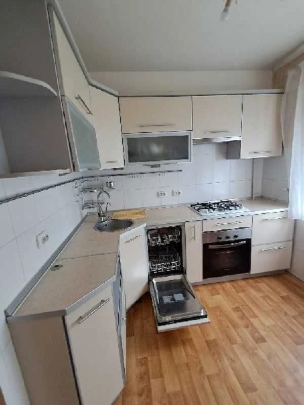 For sale, 4 rooms, Akademik Aleksandrov Street, Dneprovsko