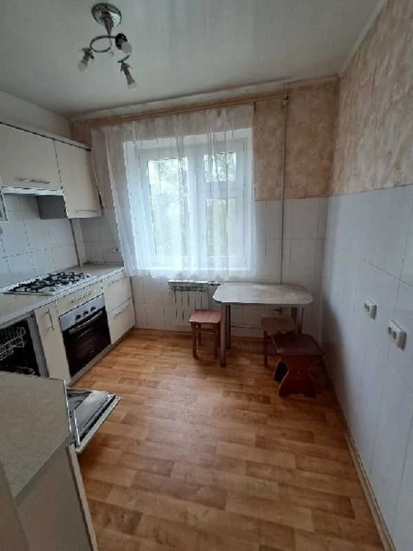 For sale, 4 rooms, Akademik Aleksandrov Street, Dneprovsko