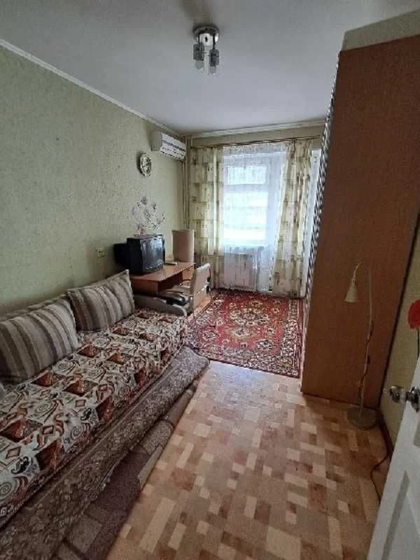 For sale, 4 rooms, Akademik Aleksandrov Street, Dneprovsko