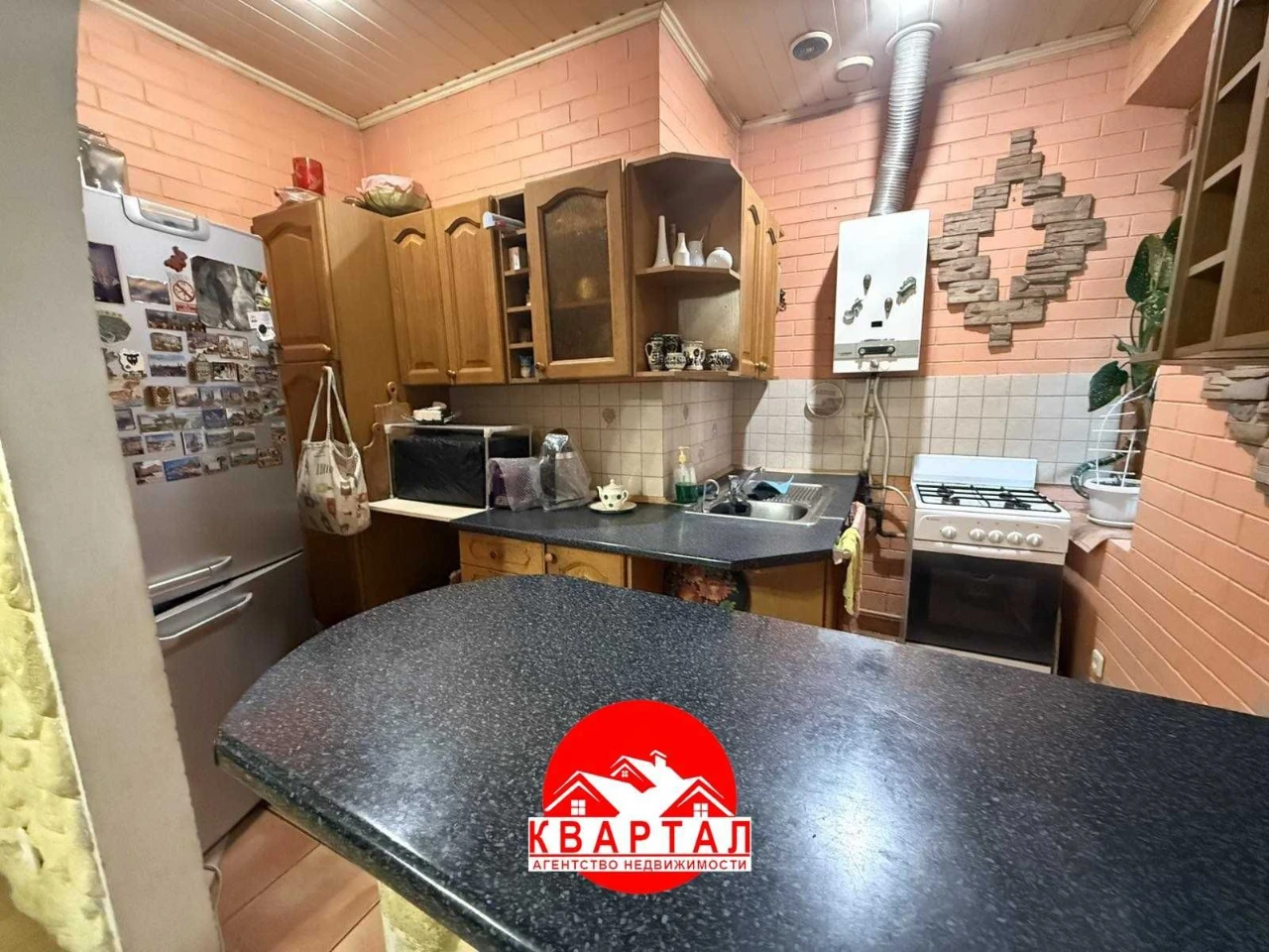 Продається 3-кімнатна квартира на Правобережжі, сталінська