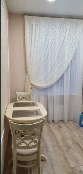 2 кімнатна квартира, вул. Миру