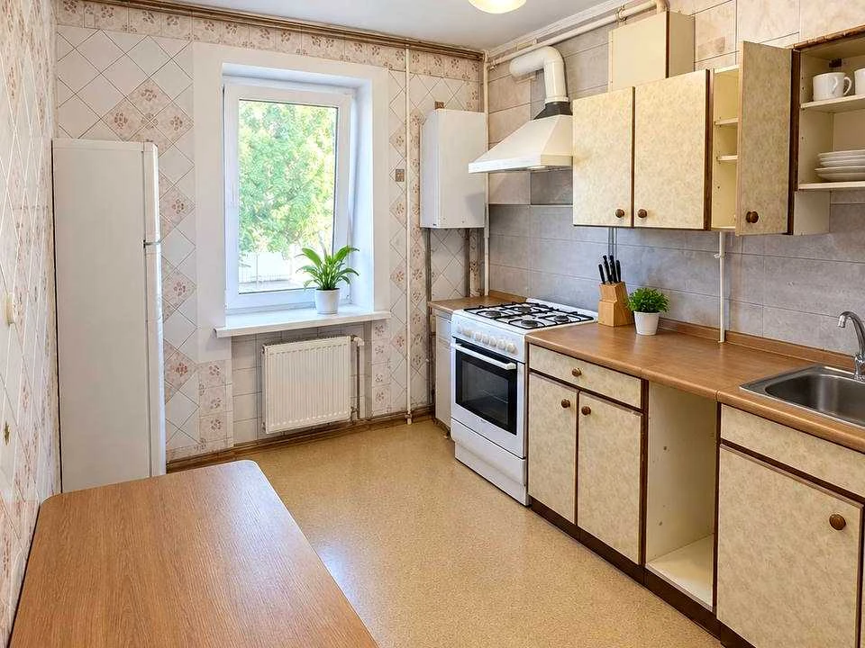 Apartment. Dnepropetrovsk, Danila Galytskoho Street