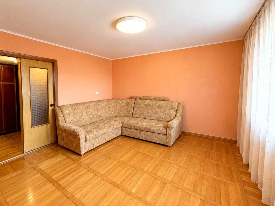 Apartment. Dnepropetrovsk, Danila Galytskoho Street