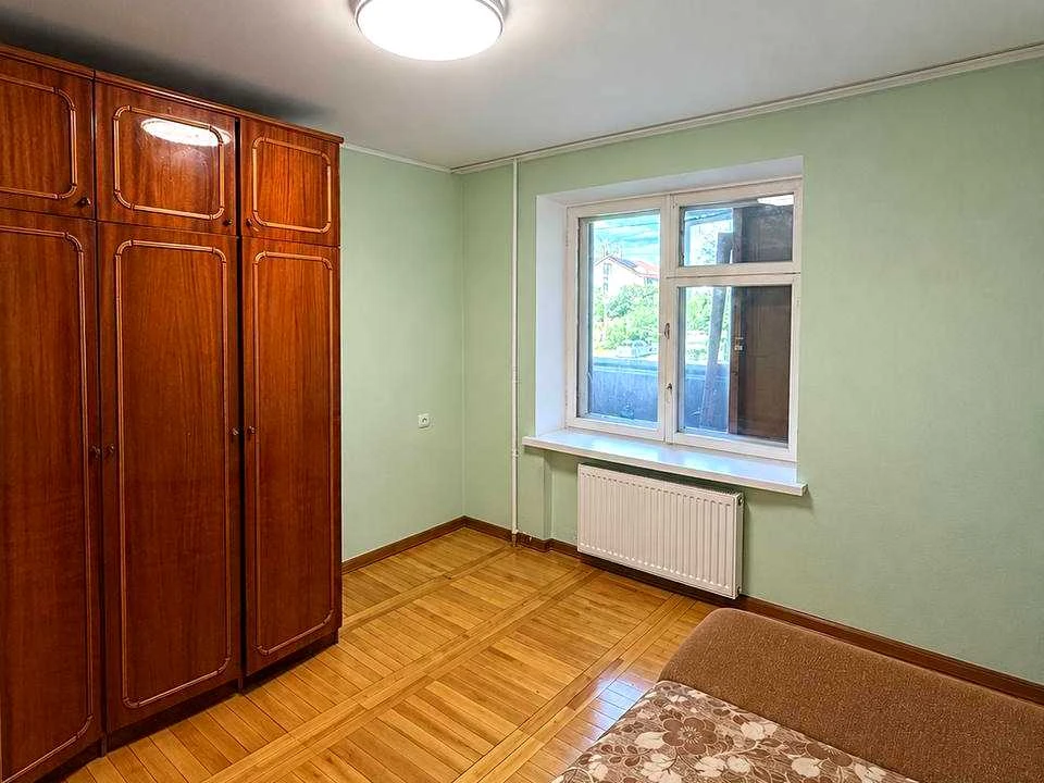 Apartment. Dnepropetrovsk, Danila Galytskoho Street