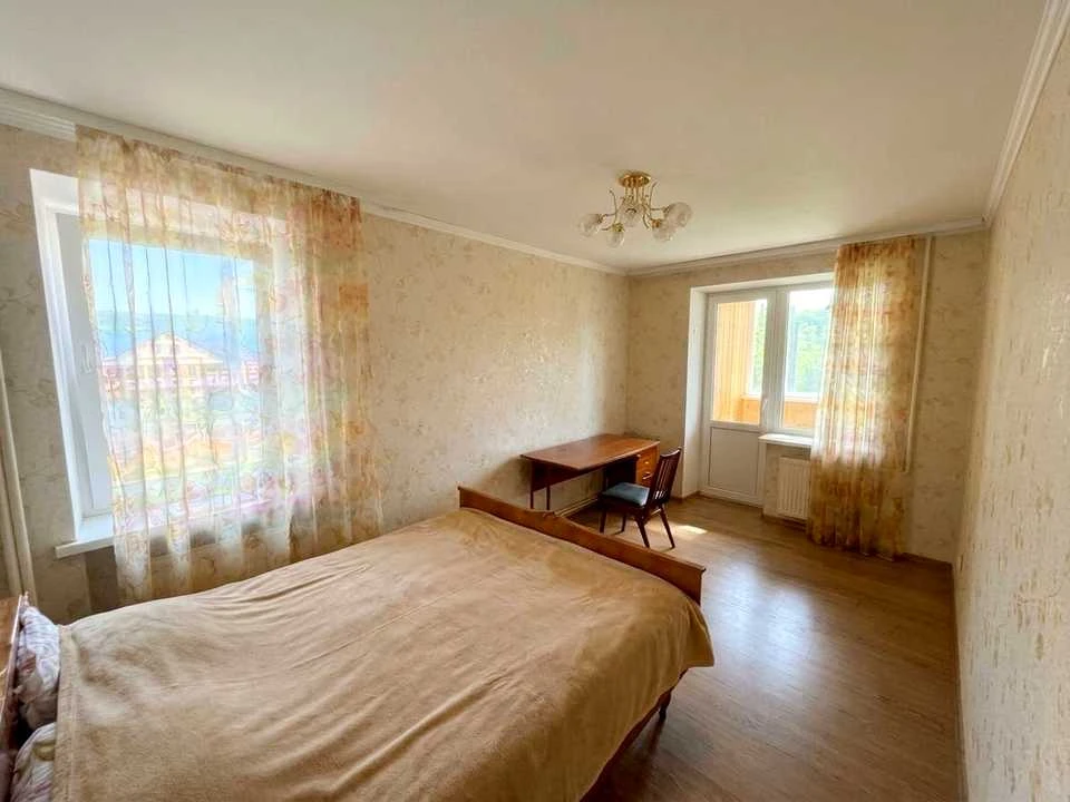 Apartment. Dnepropetrovsk, Danila Galytskoho Street