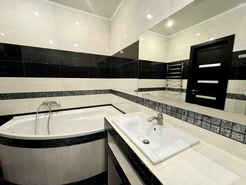 Apartment. Winnitsa, Zodychiv Street