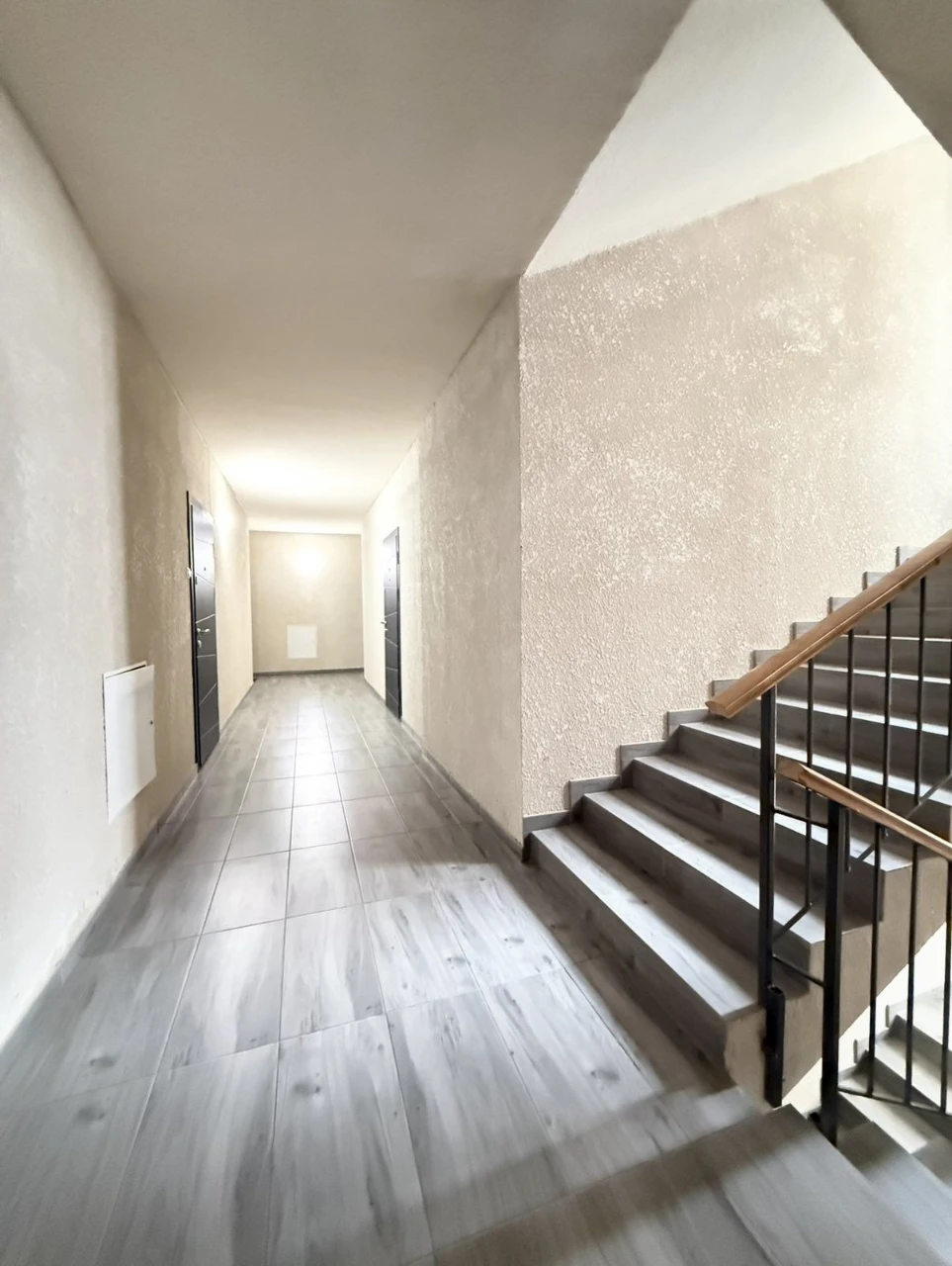 Sale of a 1-bedroom apartment in a new building