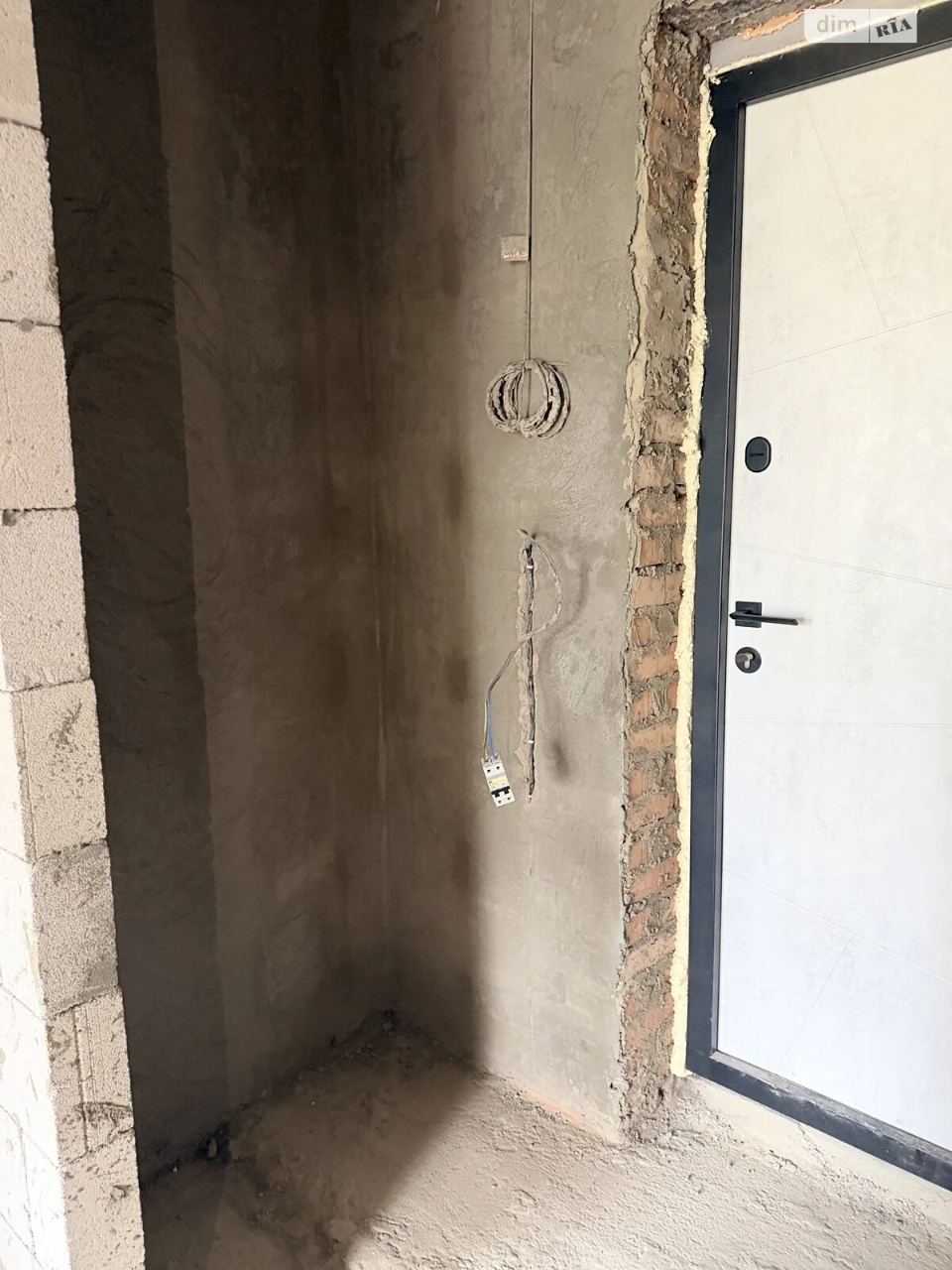 Apartment for Sale - Zamostyan