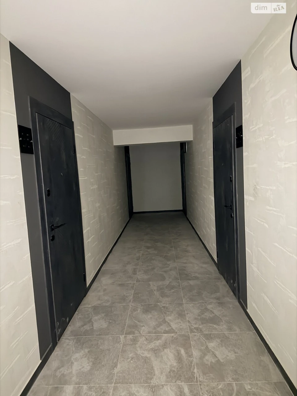 Apartment for Sale - Zamostyan