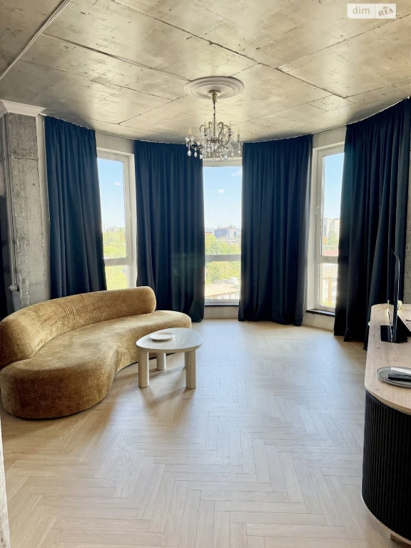 Long-Term Rental Apartment "Vyshenka"