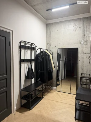 Long-Term Rental Apartment "Vyshenka"