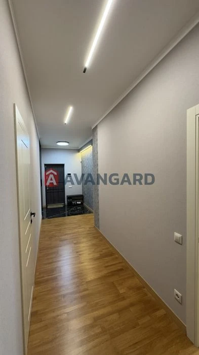 Продам IQ House 3х.ком.квартира