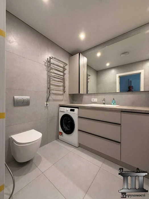Spacious 2-room apartment, Manhattan city residential complex, Beresteyskiy district (