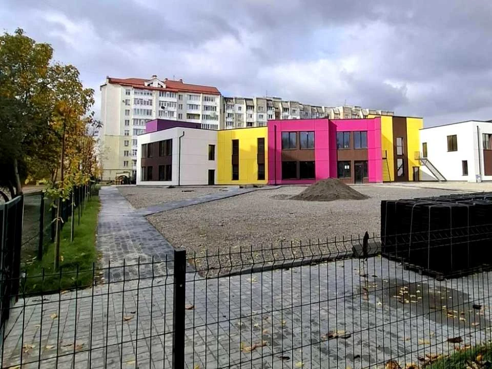 Квартира. Ивано-Франковск, улица Василя Стуса