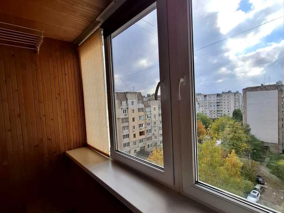 Квартира. Ивано-Франковск, улица Василя Стуса