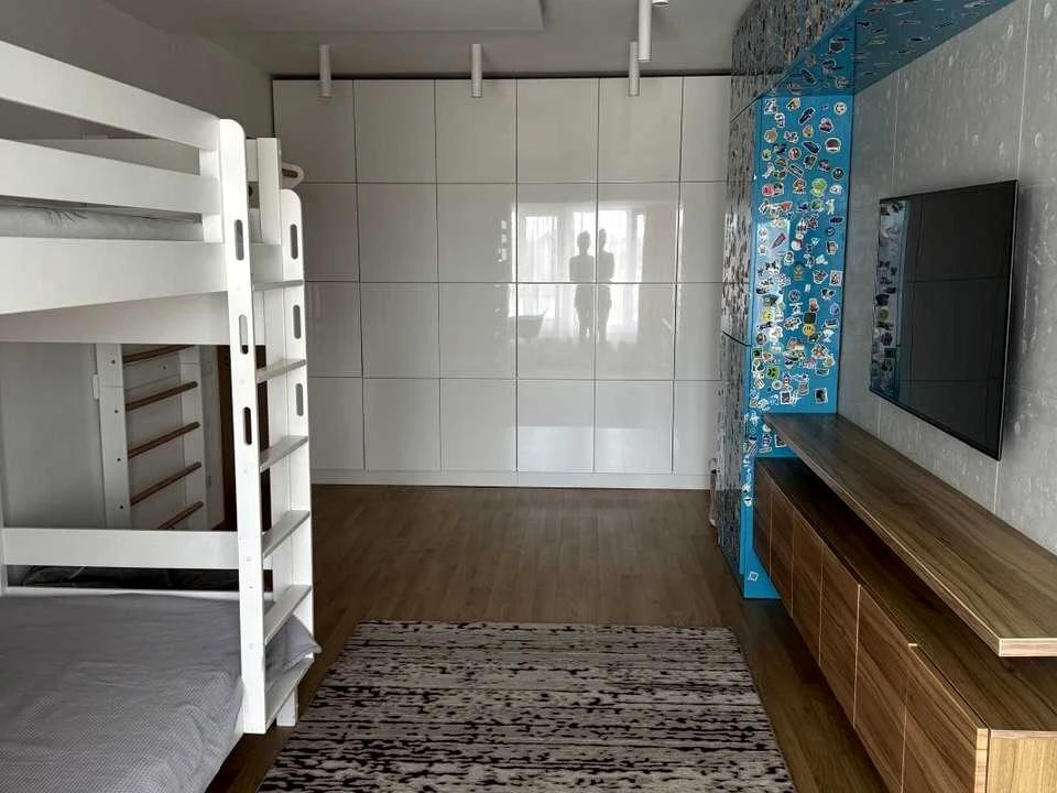 Apartment. Ivano-Frankivsk, Dzhokhara Dudayeva Street