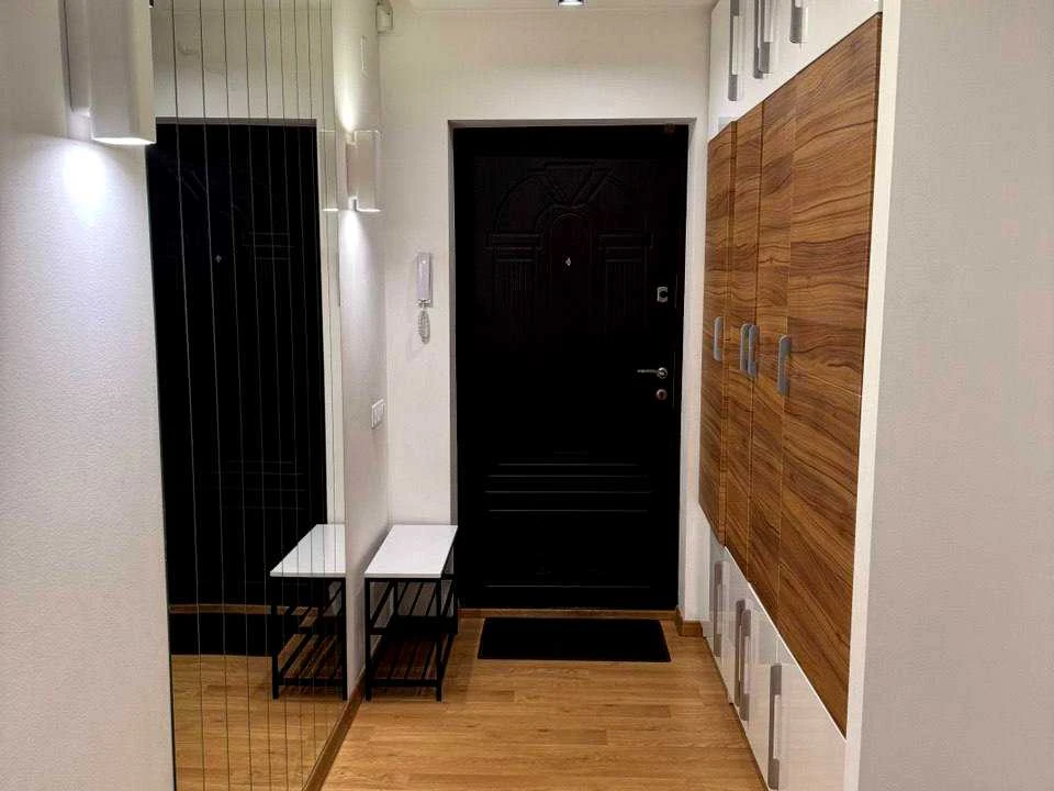 Apartment. Ivano-Frankivsk, Dzhokhara Dudayeva Street