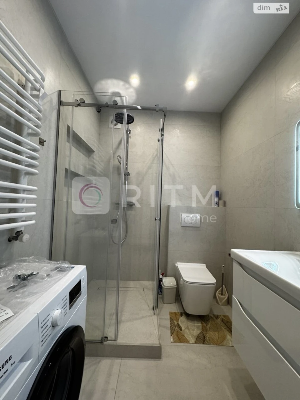 Long-Term Rental: Apartment