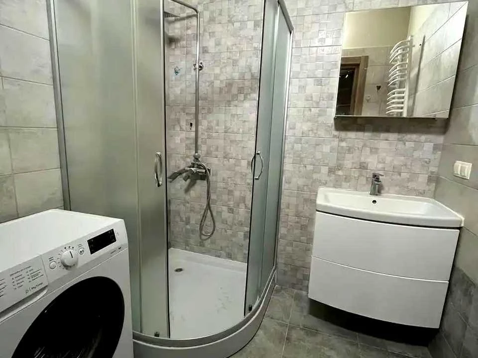 Apartment. Ivano-Frankivsk, вулиця Курінного Чорноти