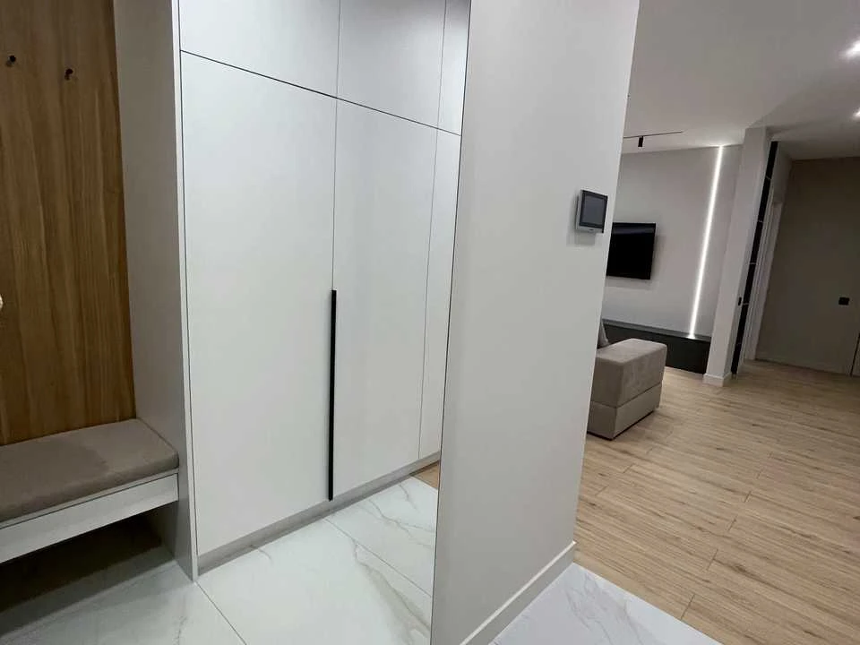 Apartment. Ivano-Frankivsk, Juliana Pelesha st.