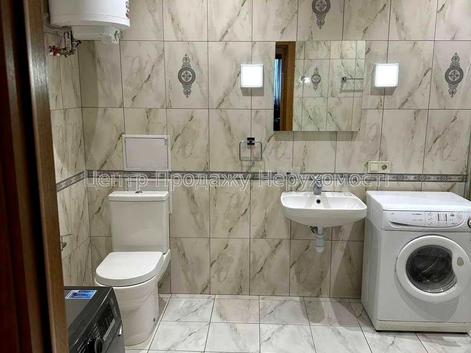 Apartment. Kharkiv, Peremohy Avenue.