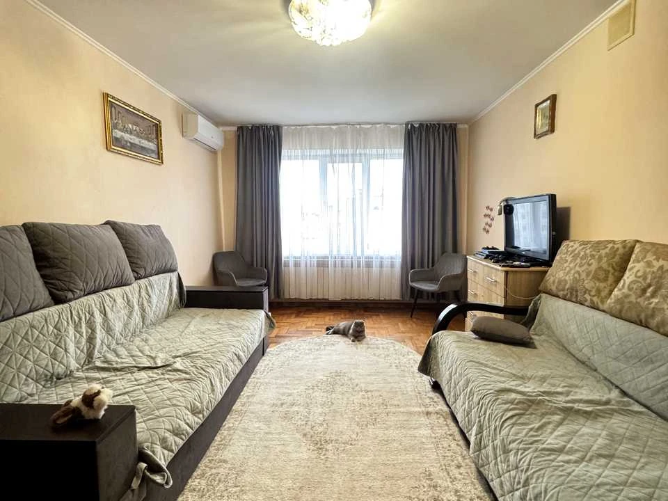 Apartment. Ivano-Frankisk, Volynetska st.