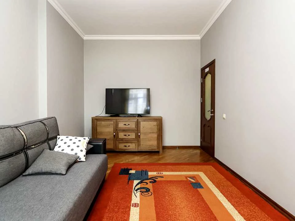 Apartment. Ivano-Frankivsk, Sichovyh Strichiv st.