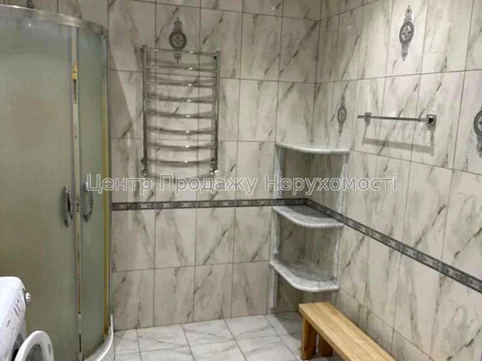 Apartment. Kharkiv, Peremohy Avenue.