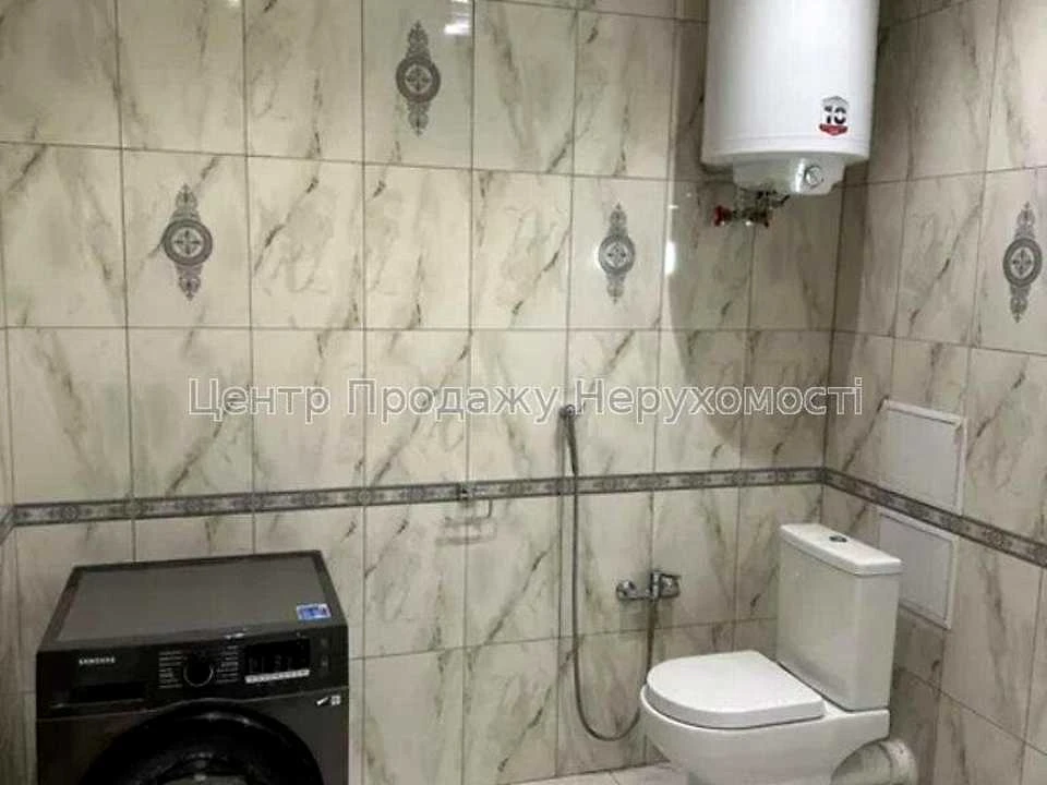 Apartment. Kharkiv, Peremohy Avenue.