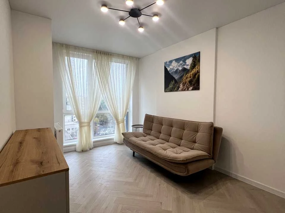 Apartment. Ivano-Frankivsk, Vladyky Sobornaya вул.